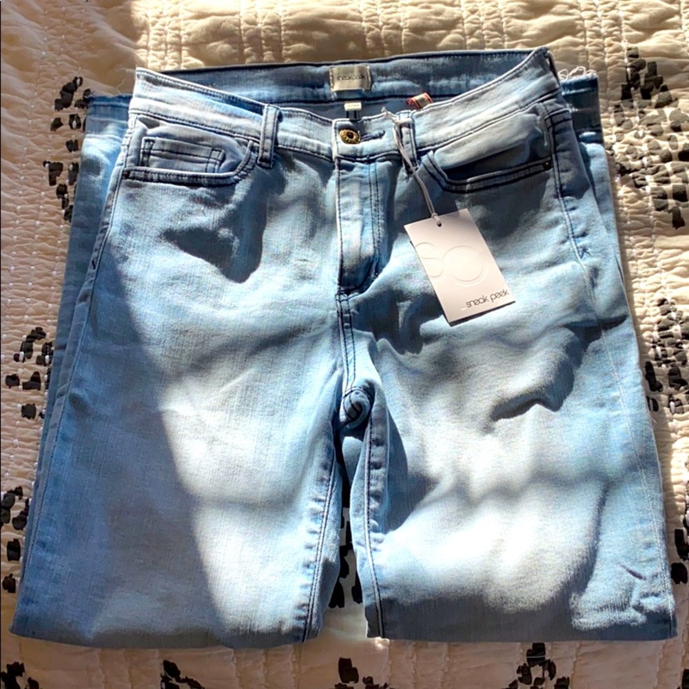 Sneak Peek Jeans